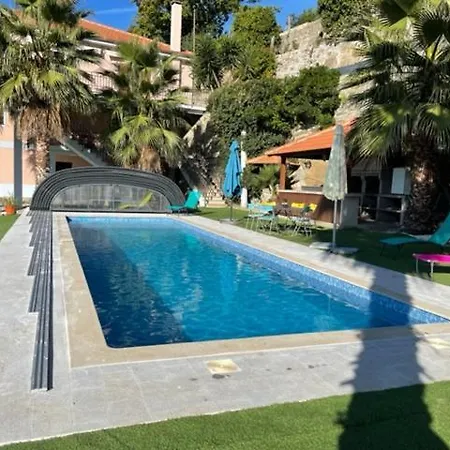 펜션 Porto Douro Grande Maison Avec Piscine Couverte Eau Chauffee