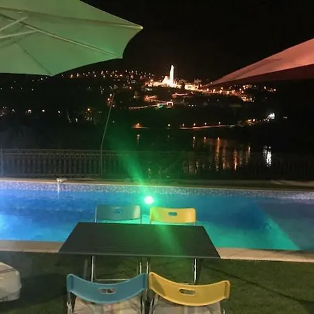 펜션 Porto Douro Grande Maison Avec Piscine Couverte Eau Chauffee